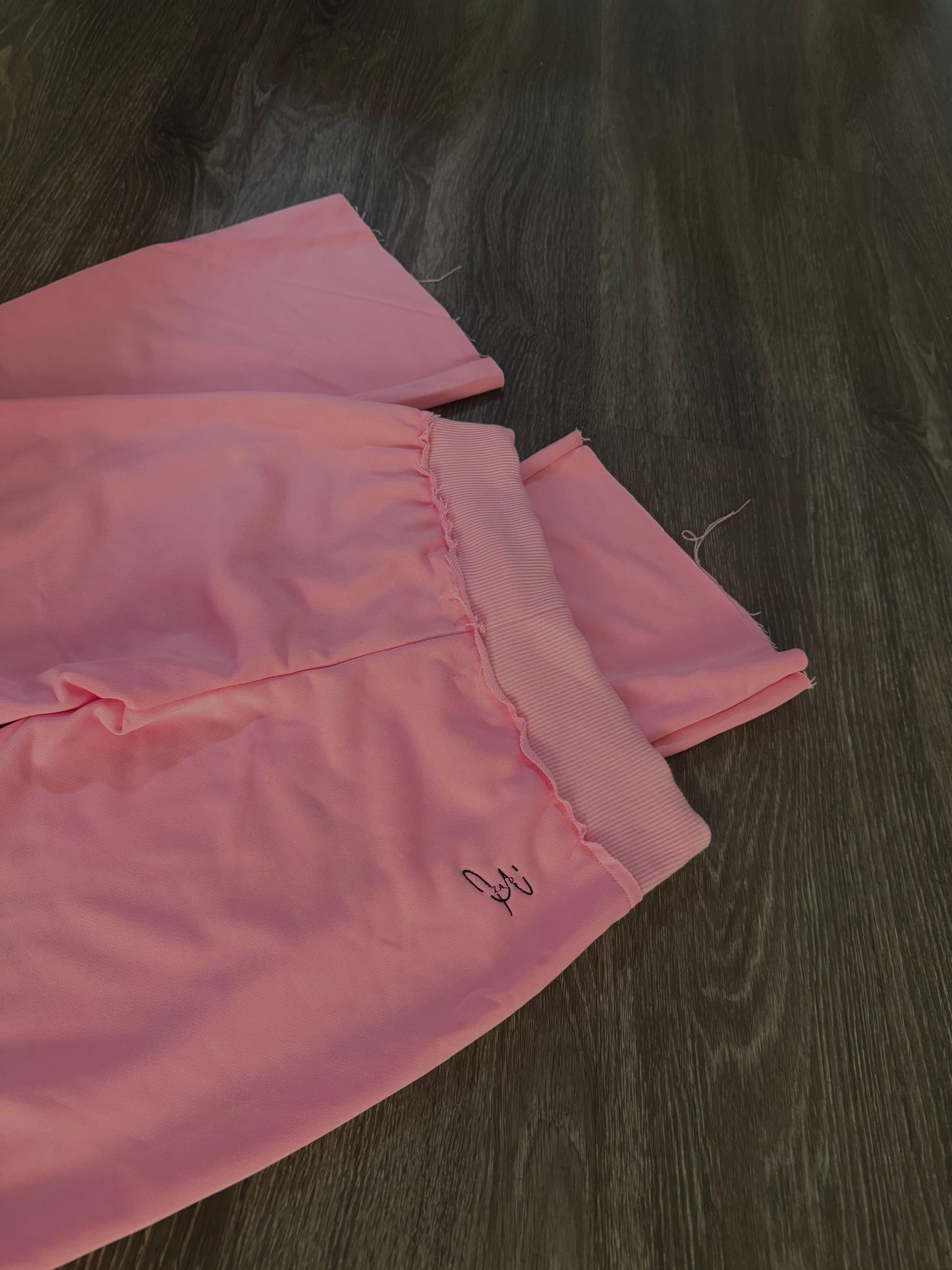 IT GIRL FLARED SWEATPANTS